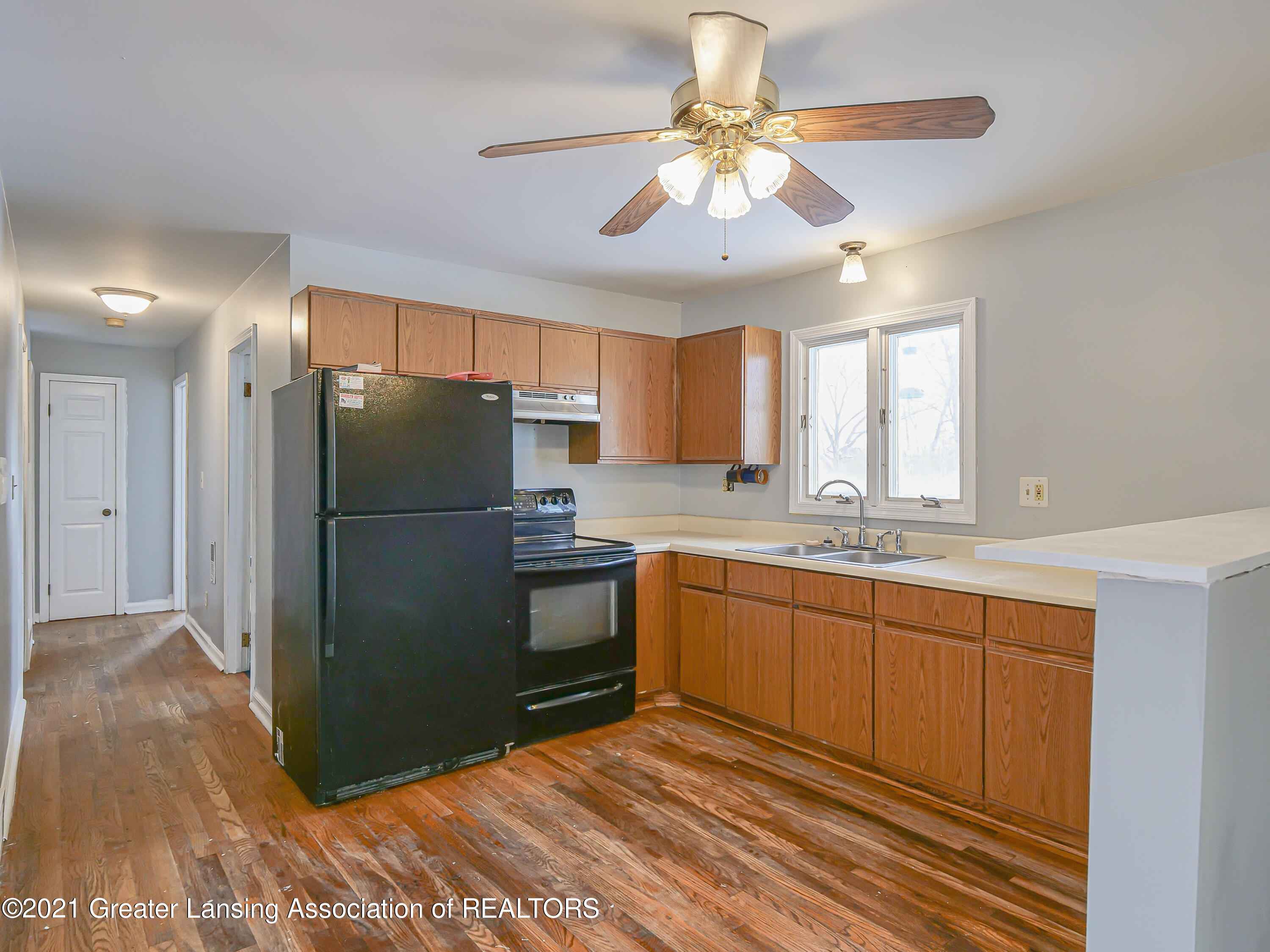 9250 Wolf Lake Road Brooklyn, MI 49230 - Photo 2 of 25 9250_Wolf_Lake_Rd-5