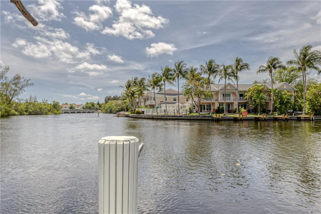 2004 Riverside Place, Unit 2 Wilton Manors, FL 33305 - Photo 24 of 47 Photo 24
