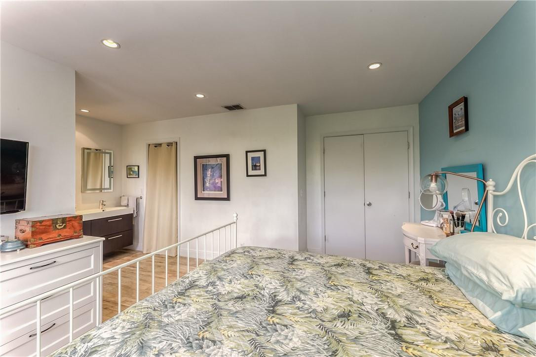 2004 Riverside Place, Unit 2 Wilton Manors, FL 33305 - Photo 31 of 47 Photo 31