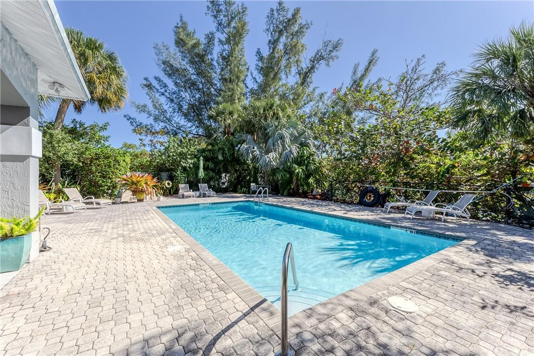 2004 Riverside Place, Unit 2 Wilton Manors, FL 33305 - Photo 45 of 47 Photo 45