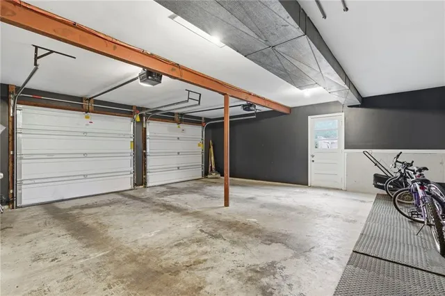 $355,000 | 515 South Meadowbrook Lane, Olathe, KS 66062