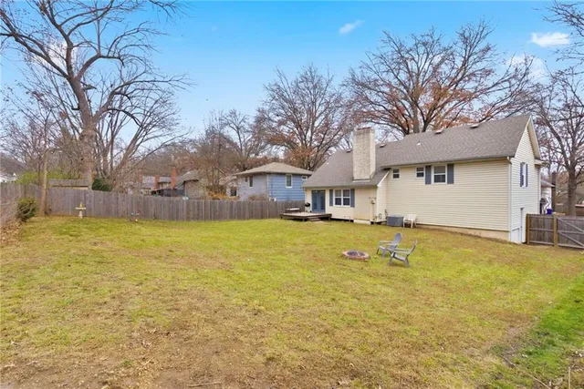 $355,000 | 515 South Meadowbrook Lane, Olathe, KS 66062