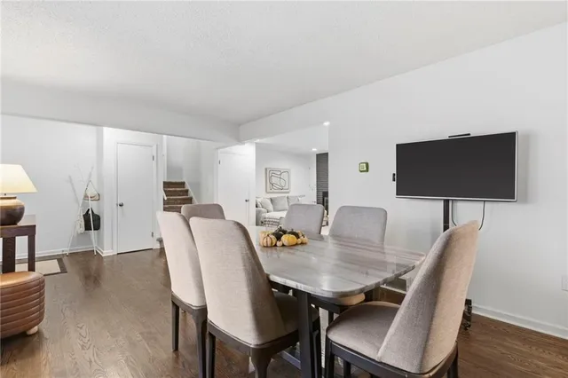 $355,000 | 515 South Meadowbrook Lane, Olathe, KS 66062