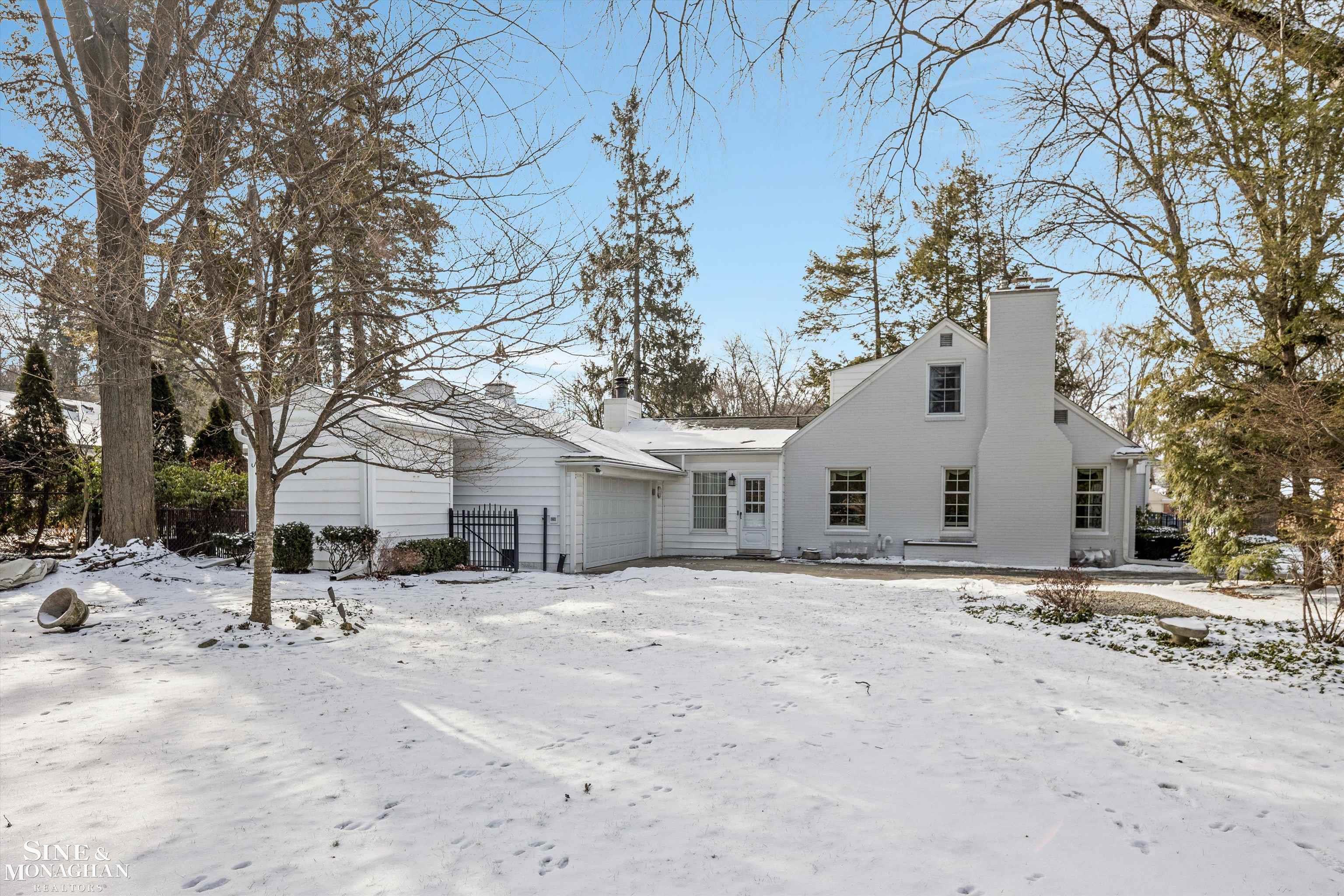262 Stephens Road Grosse Pointe, MI 48236 - Photo 29 of 33 50166432-d055f1c3-3092-4ad1-927b-895c6efc3d0a.JPG