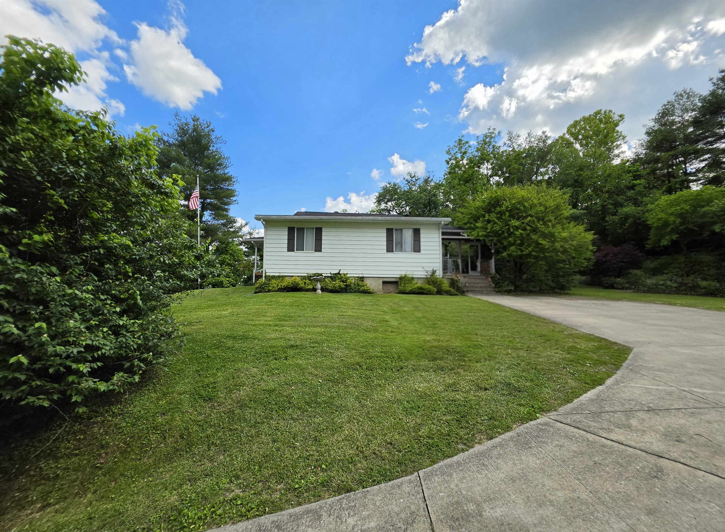 2301 Sarah Road Ashland, KY 41101 - Photo 5 of 21
