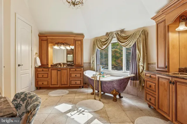 $1,575,000 | 703 Daventry Way, Ambler, PA 19002