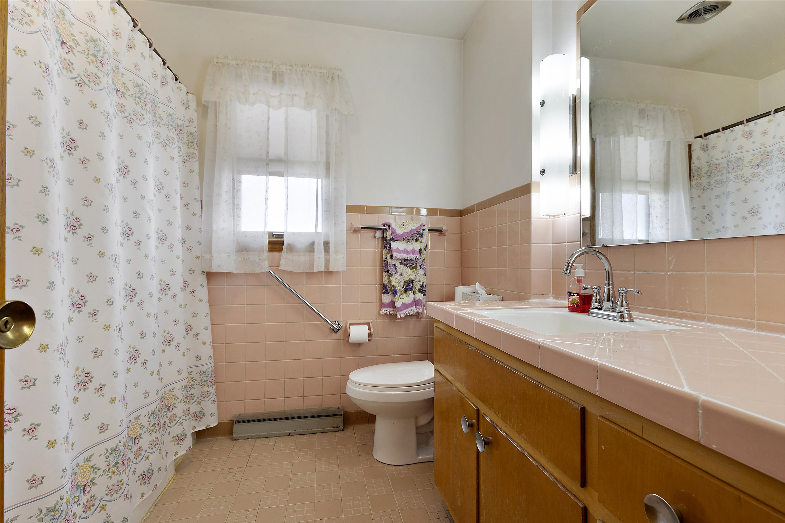 634 Central Beloit, WI 53511 - Photo 10 of 20