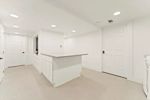 $2,399,000 | 662 Howe Farm Road, Jamaica, VT 05343