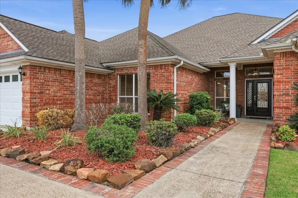 $389,900 | 6335 Chasse Stone Drive, Orange, TX 77632