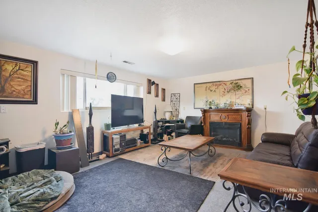 $385,000 | 3727 17th Street, Lewiston, ID 83501