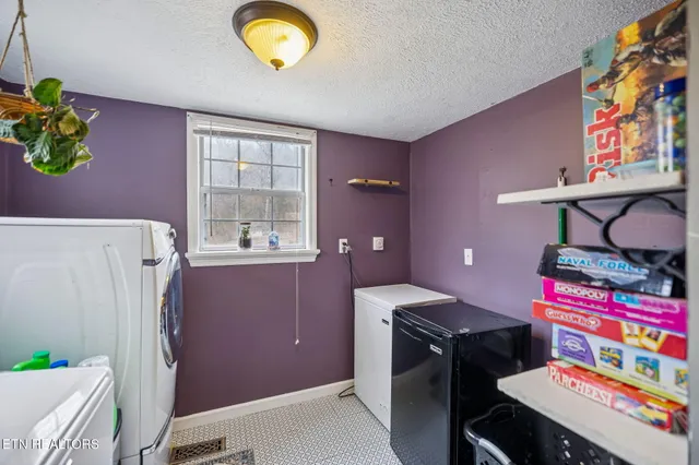 $299,000 | 9401 Susanne Way, Heiskell, TN 37754