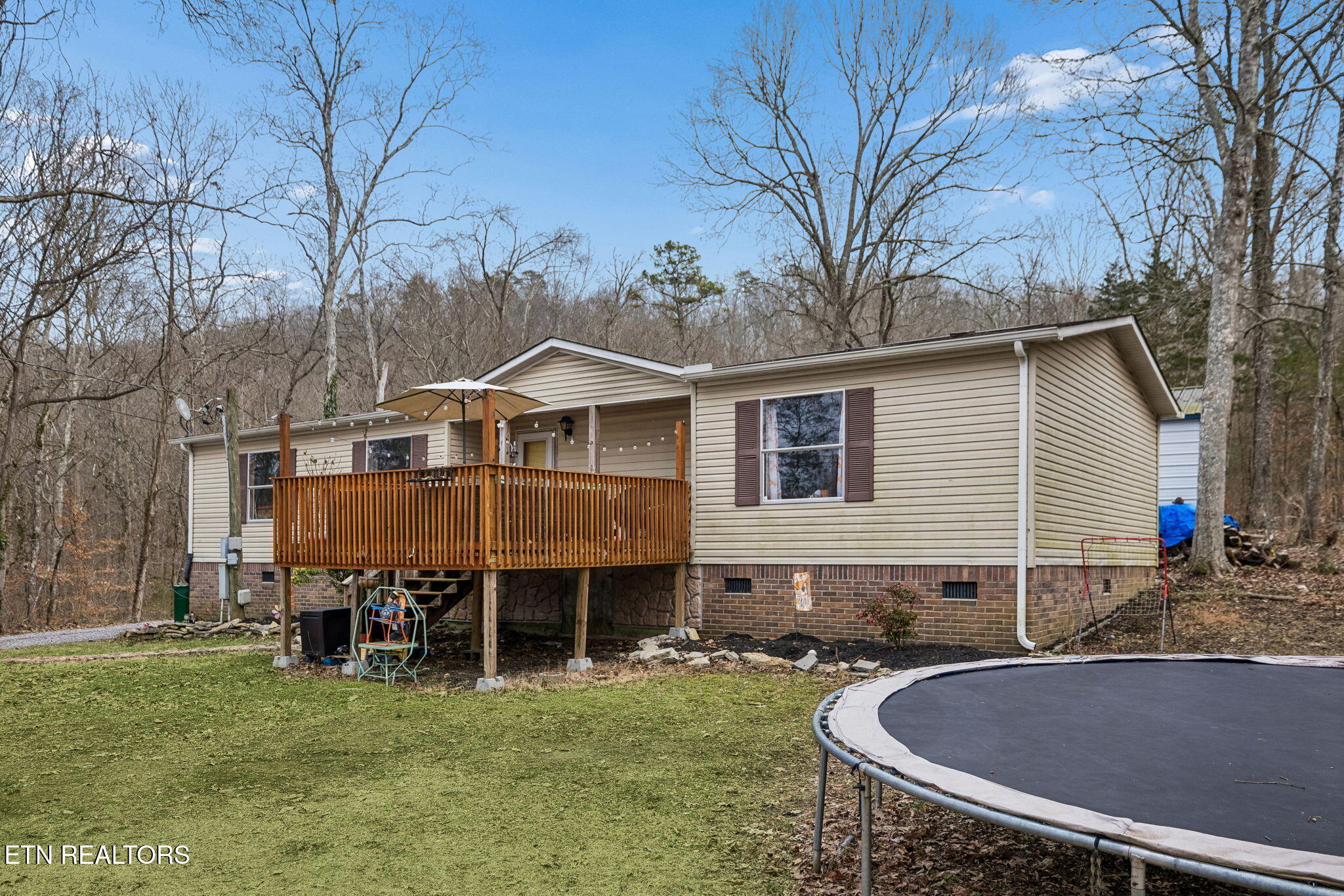 9401 Susanne Way Heiskell, TN 37754 - Photo 4 of 46 4-9401 Susanne Ellen Way - 004