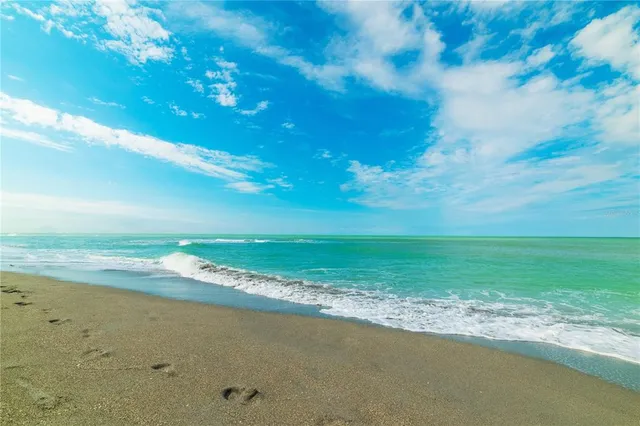 $440,000 | 205 Tracino Terrace, Nokomis, FL 34275