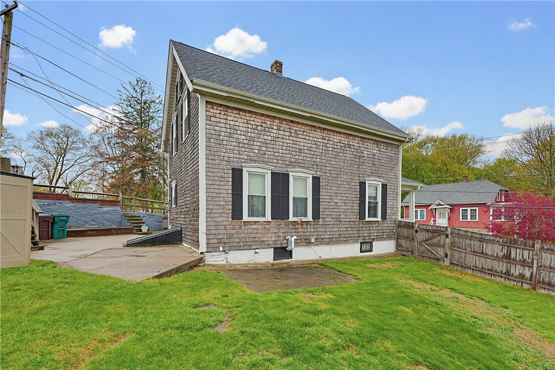 640 South Main Street Woonsocket, RI 02895 - Photo 26 of 28