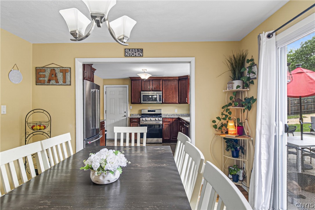 37 Taber Road New Hartford, NY 13413 - Photo 14 of 36