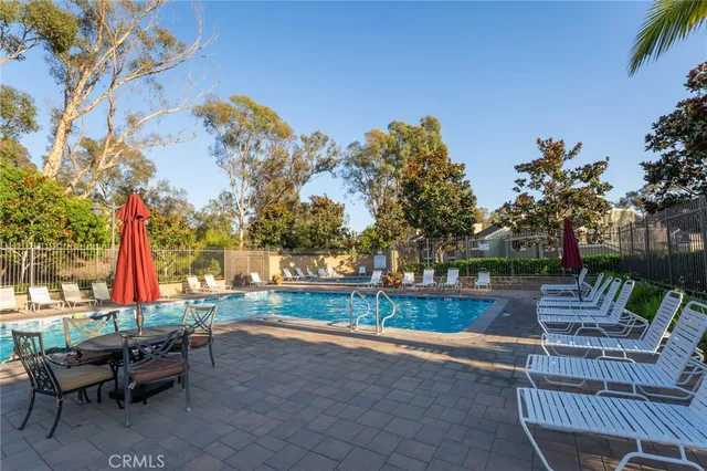 $935,000 | 5 Sand Dollar Court, Unit 16, Newport Beach, CA 92663