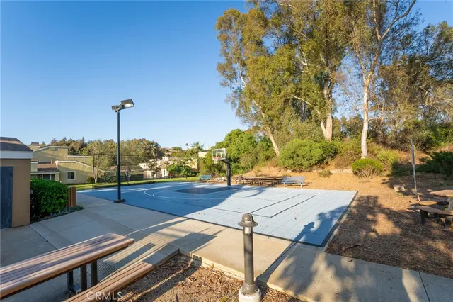 $935,000 | 5 Sand Dollar Court, Unit 16, Newport Beach, CA 92663