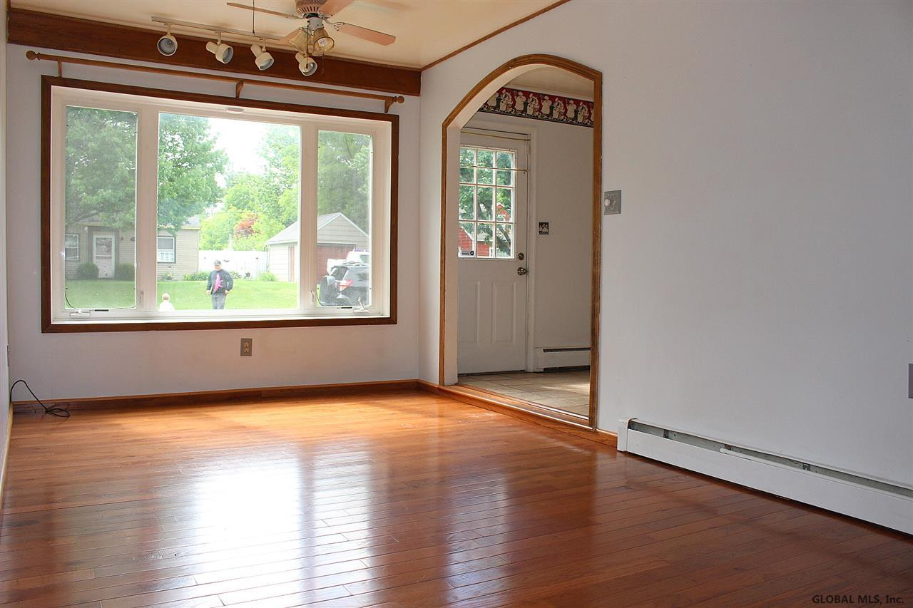 1959 Clement Road Rotterdam, NY 12303 - Photo 4 of 24 Photo 4