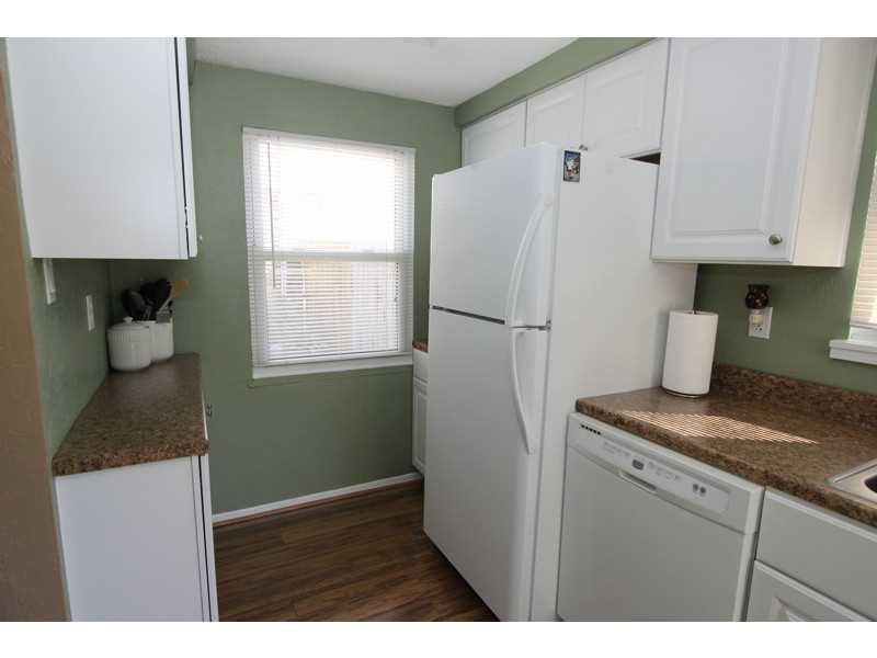 847 Shadycrest Road Beechview, PA 15216 - Photo 11 of 22 Kitchen.