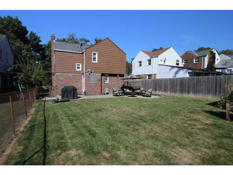 847 Shadycrest Road Beechview, PA 15216 - Photo 19 of 22 Exterior Back.