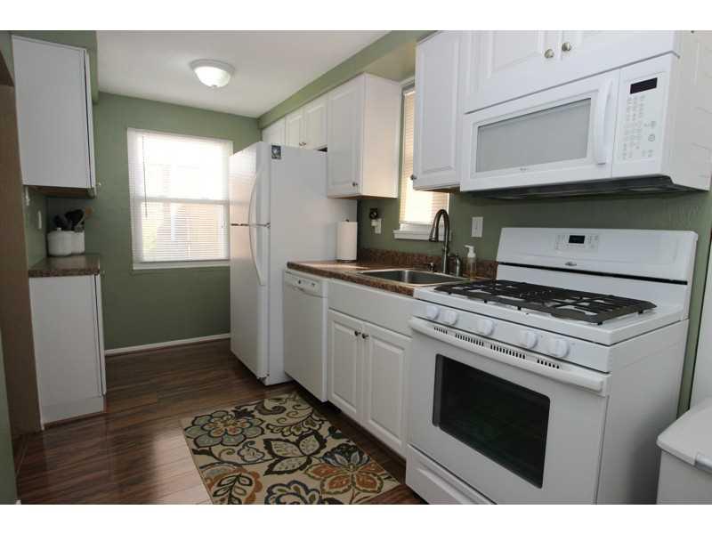 847 Shadycrest Road Beechview, PA 15216 - Photo 9 of 22 Kitchen.