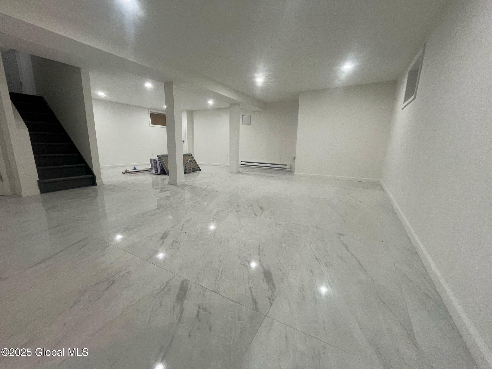 86 Hackett Boulevard, Unit 2 Albany, NY 12209 - Photo 3 of 6 IMG-20250324-WA0064