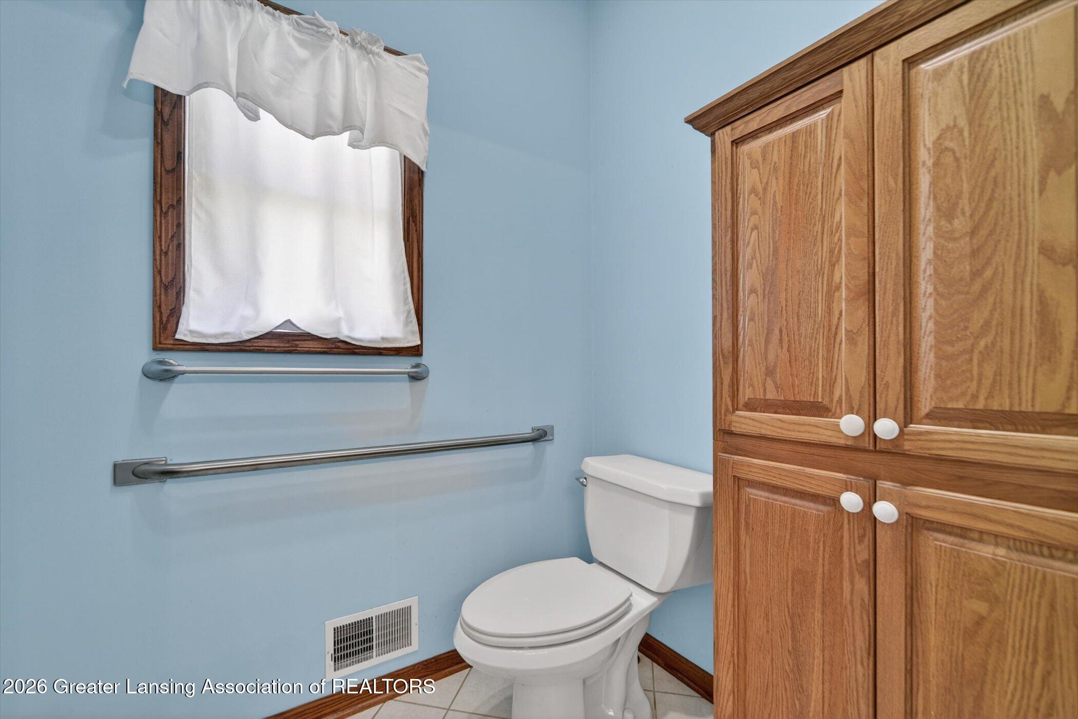 13539 South Wright Road Eagle, MI 48822 - Photo 27 of 52 27-13539-S-Wright-Rd-Reality-360-Imaging