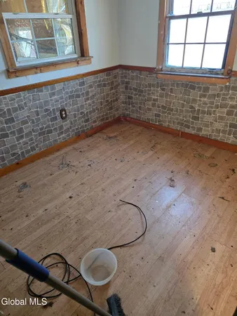 $59,999 | 67 State Street, Rouses Point, NY 12979