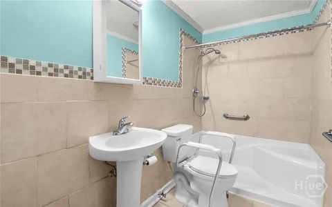 $200,000 | 811 A West 52nd Street, Savannah, GA 31405