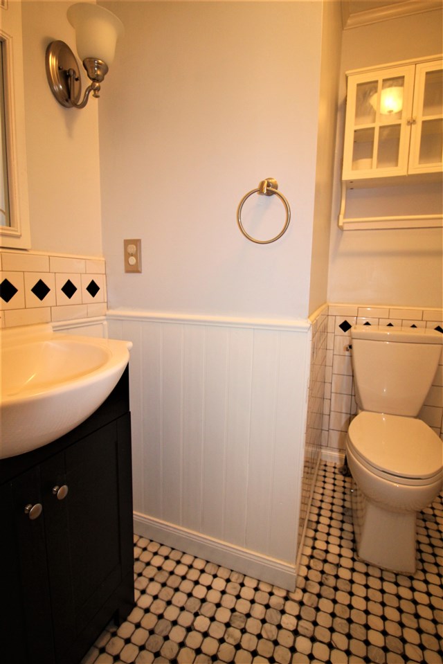 104 Pine Hill Road Hollis, NH 03049 - Photo 8 of 19