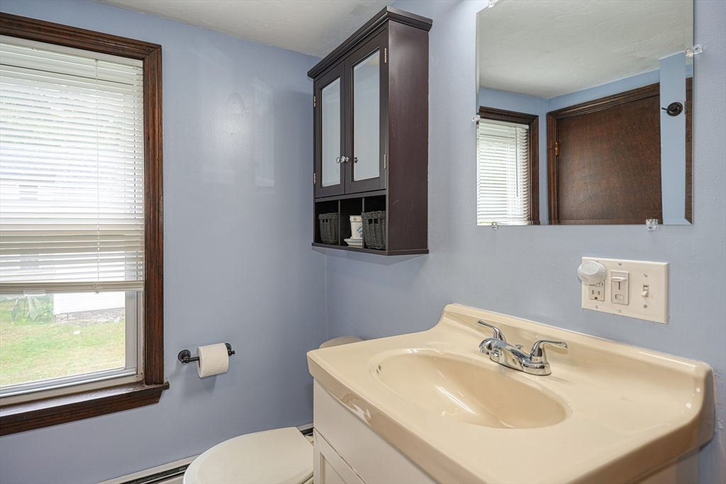 94 Packard Street Lancaster, MA 01523 - Photo 22 of 41 Gallery Image 22