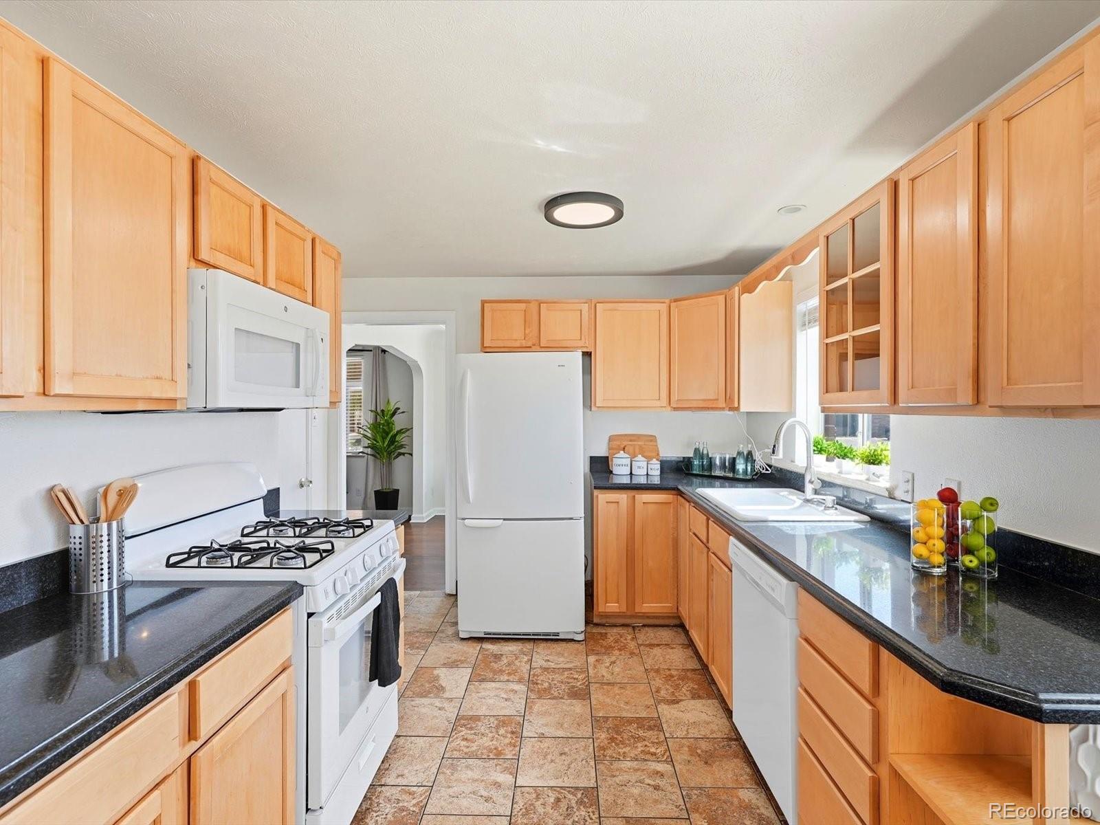 3835 Pierce Street Wheat Ridge, CO 80033 - Photo 14 of 46