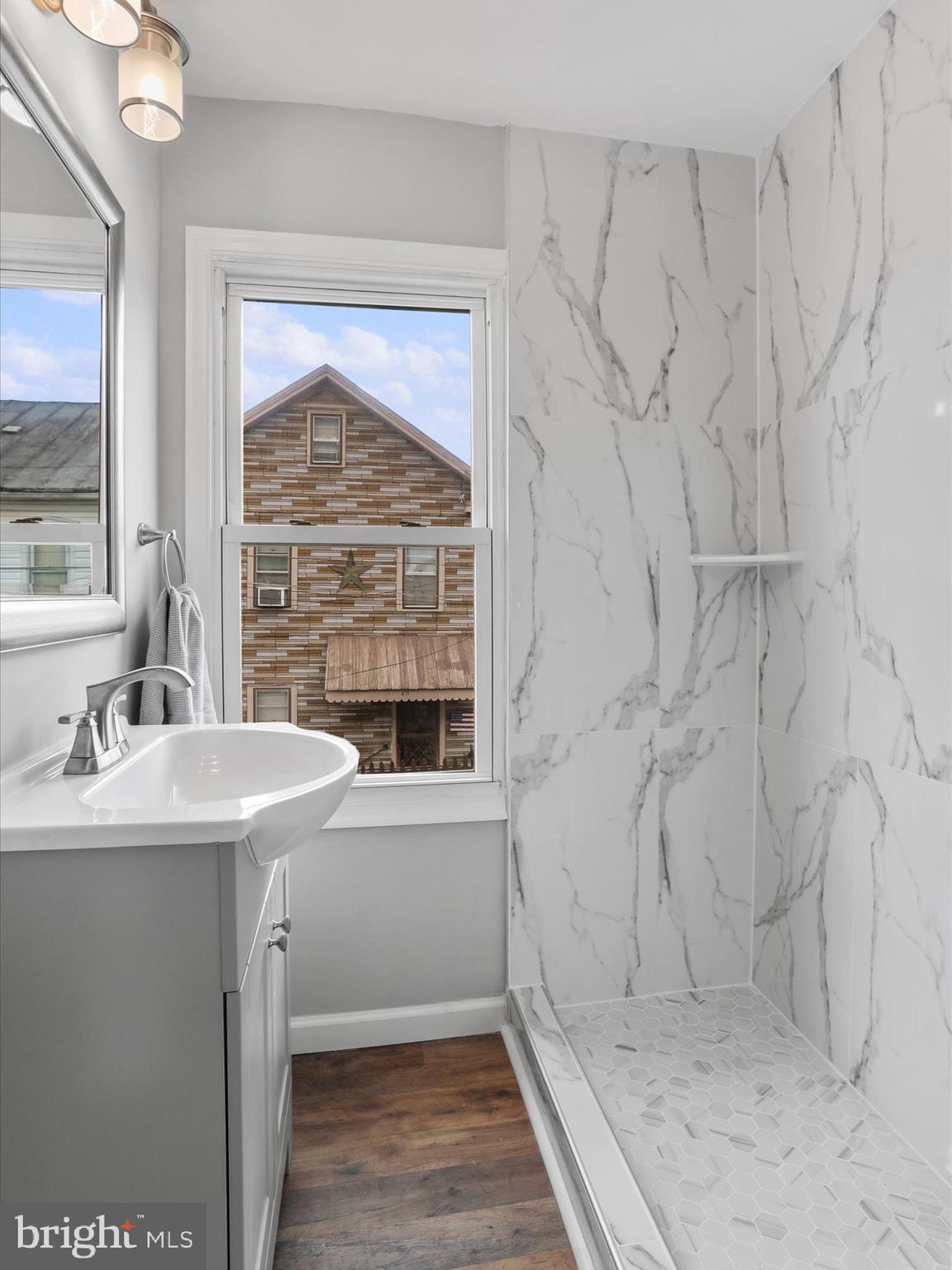 610 George Street Hagerstown, MD 21740 - Photo 19 of 27 Full bath