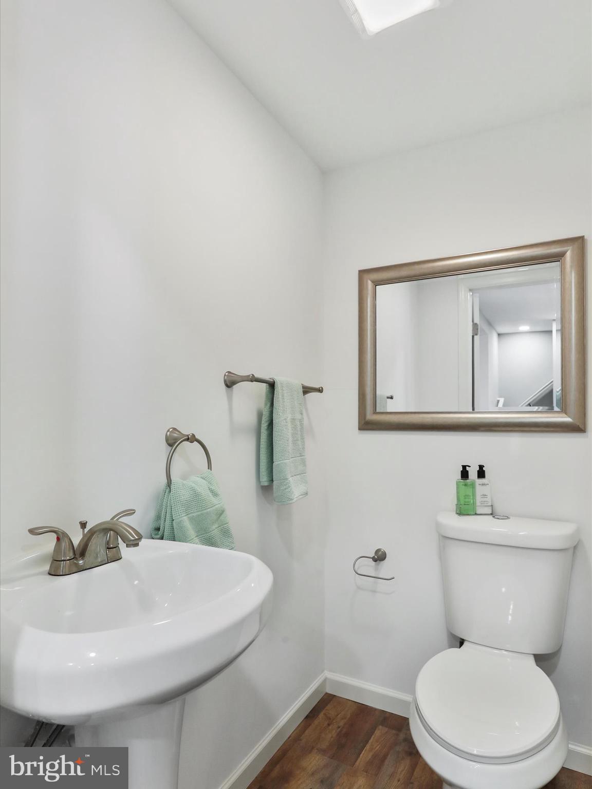 610 George Street Hagerstown, MD 21740 - Photo 9 of 27 Bath