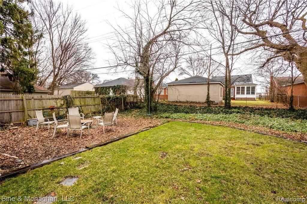 433 Maison Road Grosse Pointe Farms, MI 48236 - Photo 40 of 52