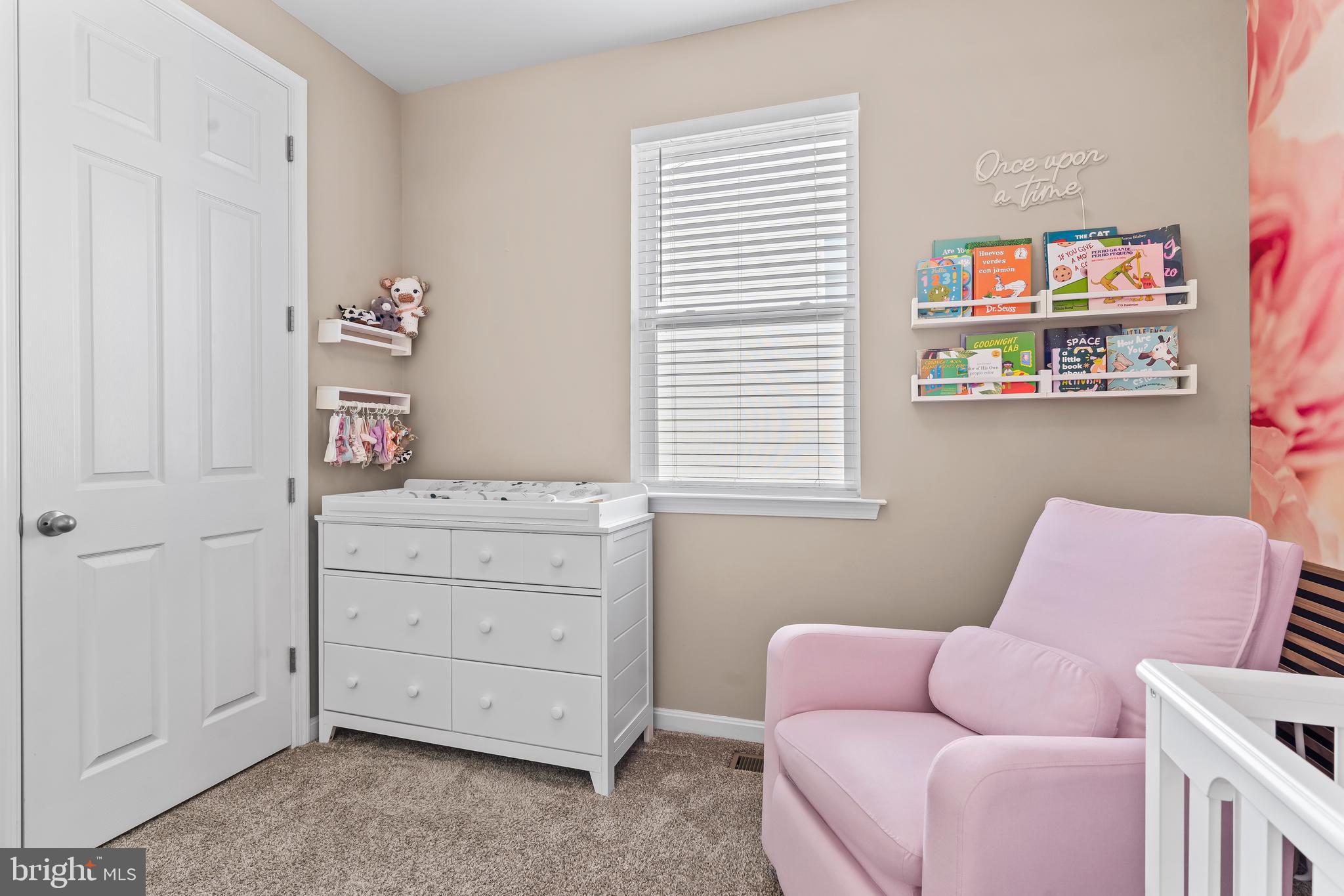 17330 Kilpatrick Court Hagerstown, MD 21740 - Photo 27 of 31 a room with furniture and a window