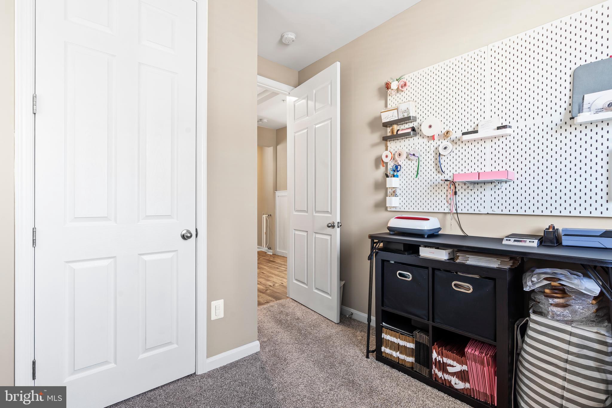 17330 Kilpatrick Court Hagerstown, MD 21740 - Photo 30 of 31 a view of a gallery with window