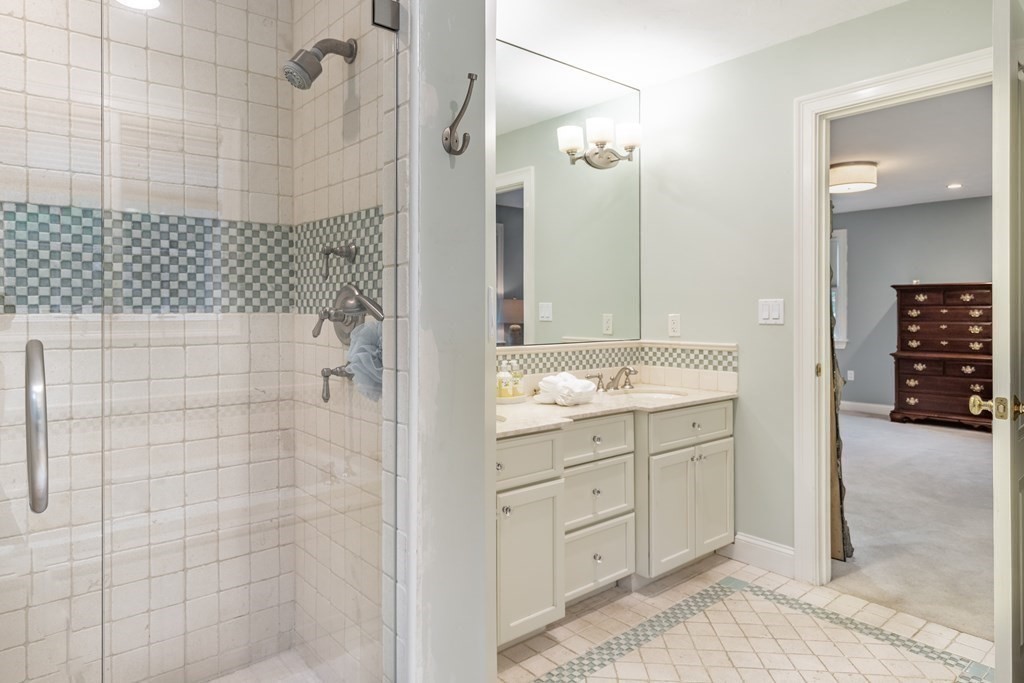 77 Plain Road Wayland, MA 01778 - Photo 21 of 41