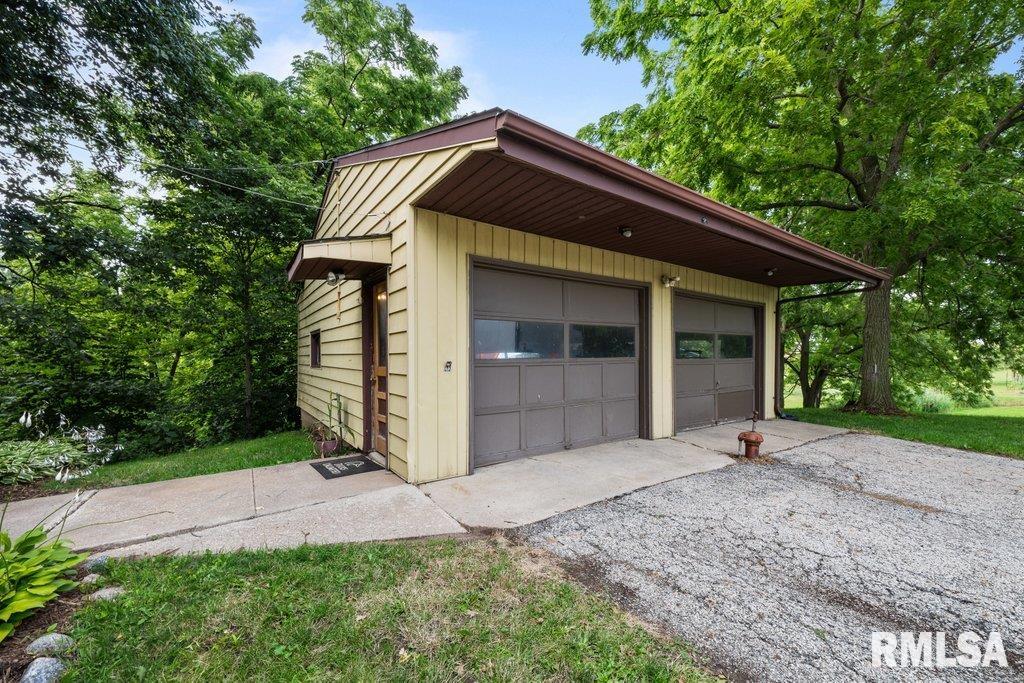 318 Fairfield Road Port Byron, IL 61275 - Photo 3 of 30 Gallery Image 3