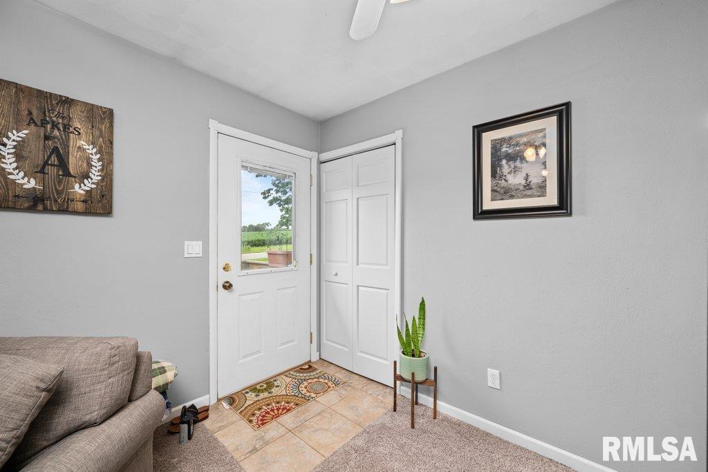 318 Fairfield Road Port Byron, IL 61275 - Photo 6 of 30 Gallery Image 6