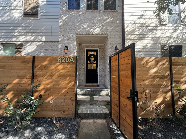 $5,100 | 620 Rutland Street, Unit A, Houston, TX 77007