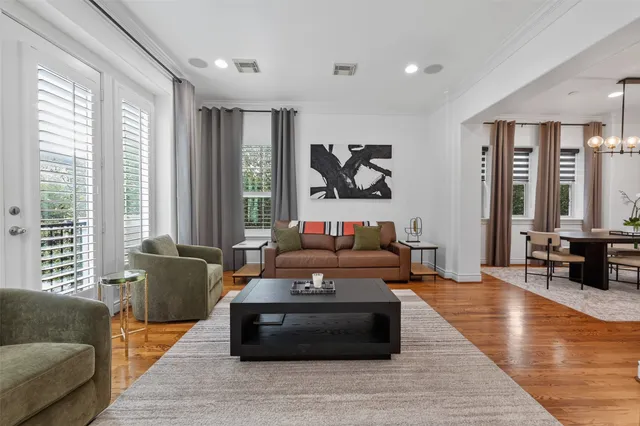 $5,100 | 620 Rutland Street, Unit A, Houston, TX 77007