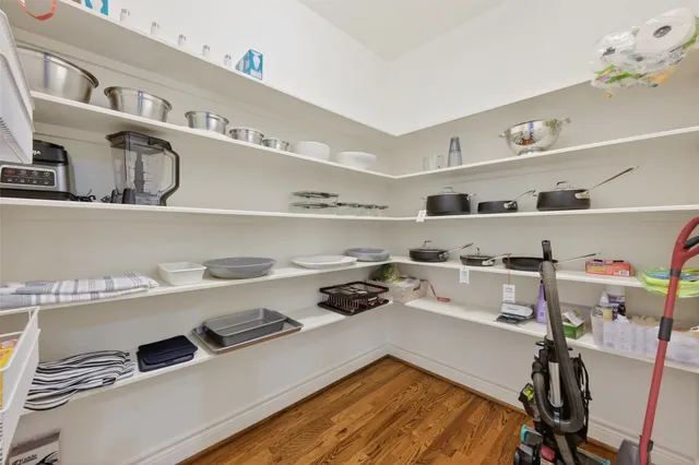 $5,100 | 620 Rutland Street, Unit A, Houston, TX 77007