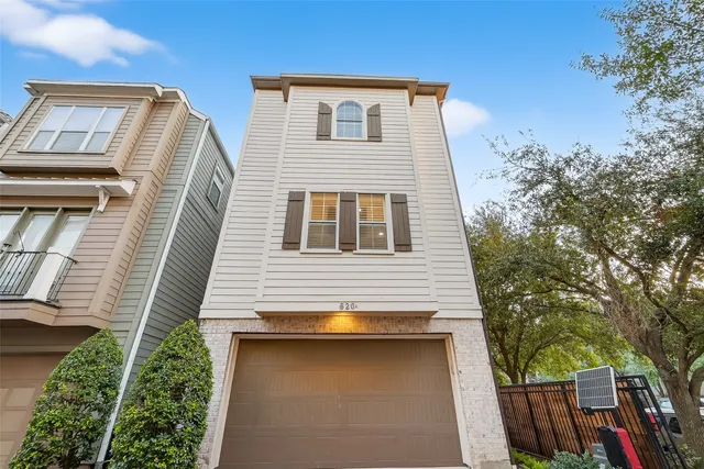 $5,100 | 620 Rutland Street, Unit A, Houston, TX 77007