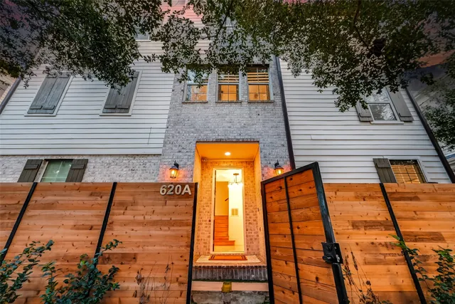 $5,100 | 620 Rutland Street, Unit A, Houston, TX 77007