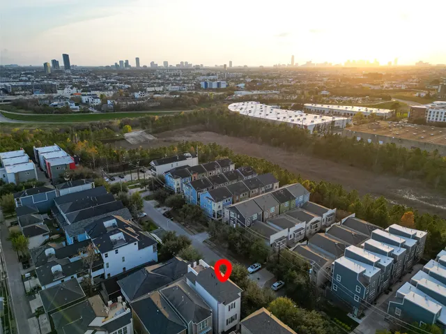 $5,100 | 620 Rutland Street, Unit A, Houston, TX 77007