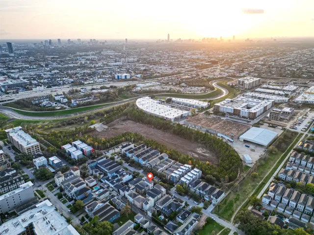 $5,100 | 620 Rutland Street, Unit A, Houston, TX 77007