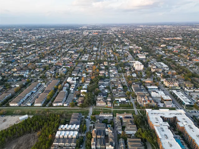 $5,100 | 620 Rutland Street, Unit A, Houston, TX 77007