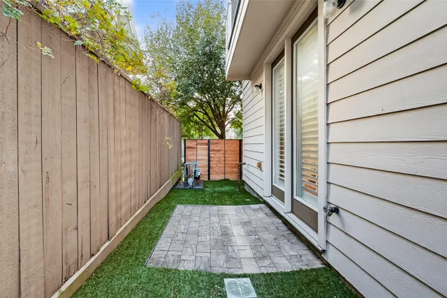 $5,100 | 620 Rutland Street, Unit A, Houston, TX 77007