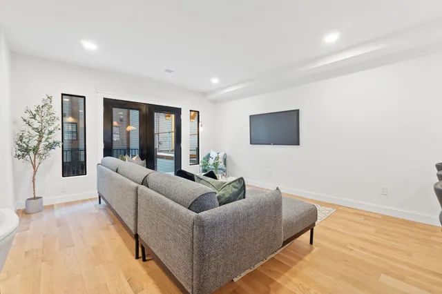 $1,498,000 | 82 Colgate Street, Unit 3, Jersey City, NJ 07302